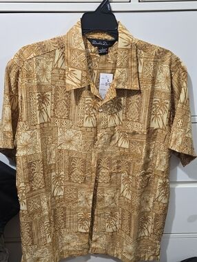 Double Decker  Men's Short-Sleeve Hawaiian Shirt - Tan Floral Print